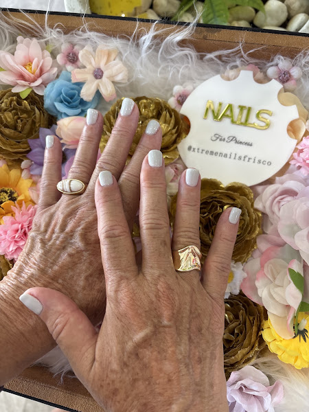 XTREME NAIL BAR 4