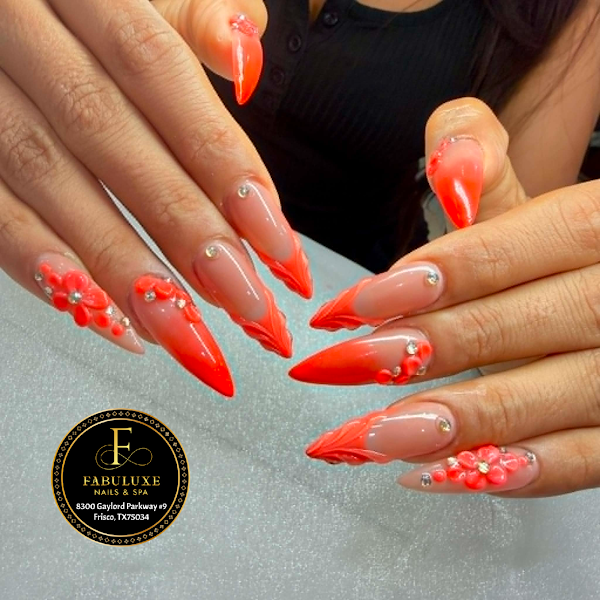 Fabuluxe Nails & Spa 4