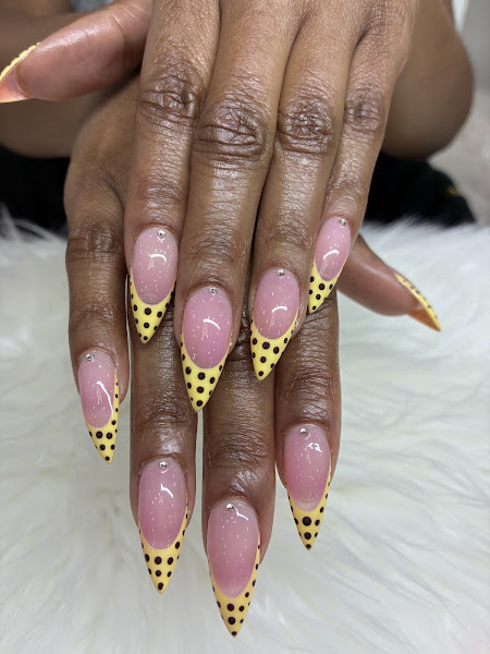 Blanc Nails Lounge 4