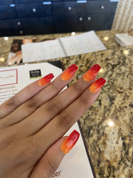Picasso of Main Nails & Spa 5