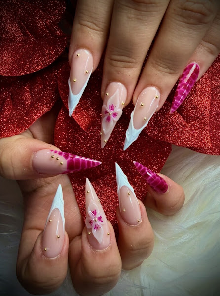 BELLA NAILS 3