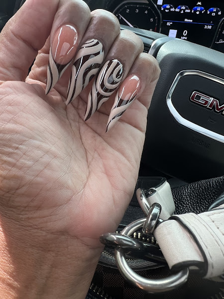 Niki Nails & Spa 2