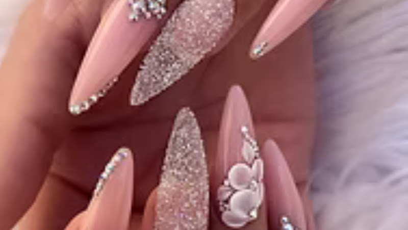 Oscar Nail Salon