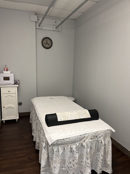 Wellness Foot SPA Massage 3