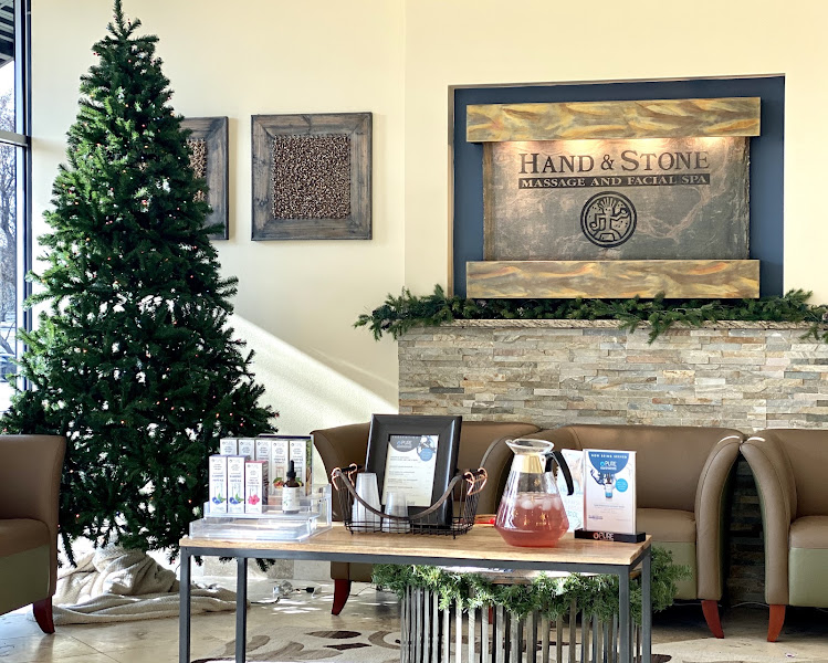 Hand & Stone Massage and Facial Spa 3