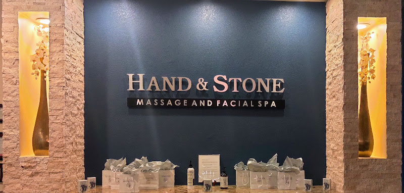Hand & Stone Massage and Facial Spa 3