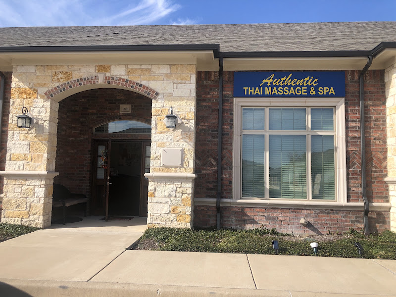 Authentic Thai Massage and Spa 4
