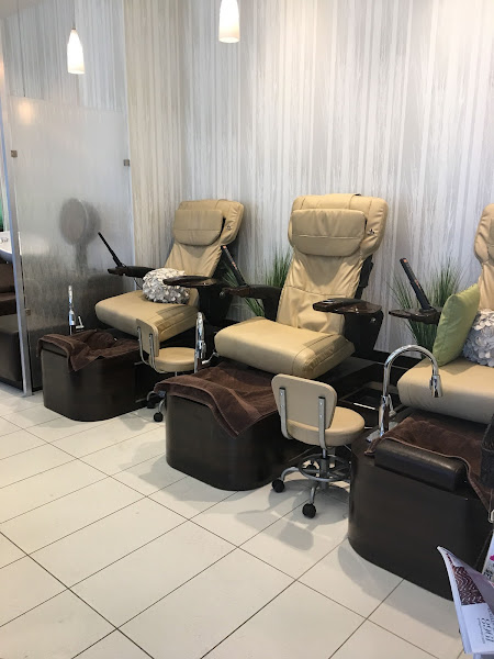 Studio V Salon (Vegan/Organic Haircare Available) 2