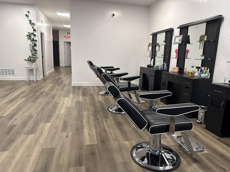 Stylish Beauty Bar Frisco 3