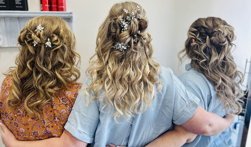 Anedena Salon 4