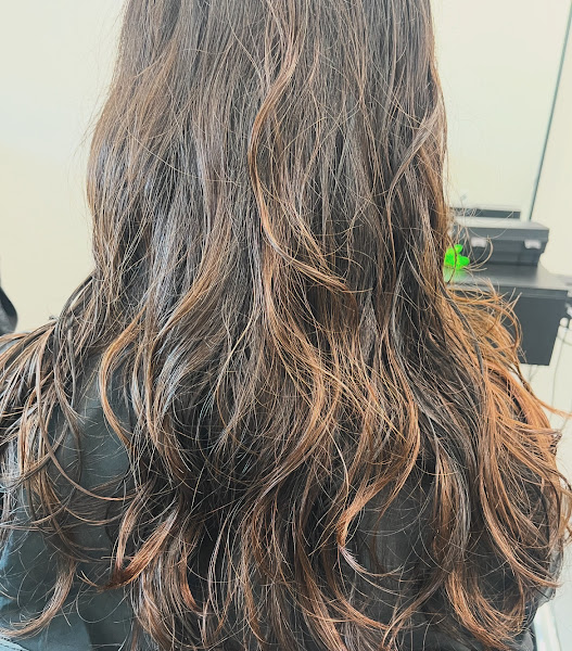 J Hair Studio 2