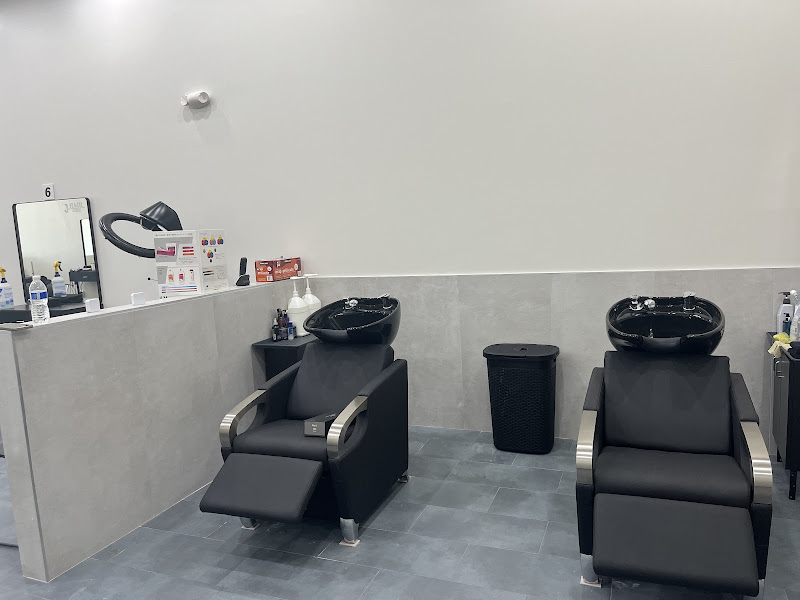 J Hair Studio 3