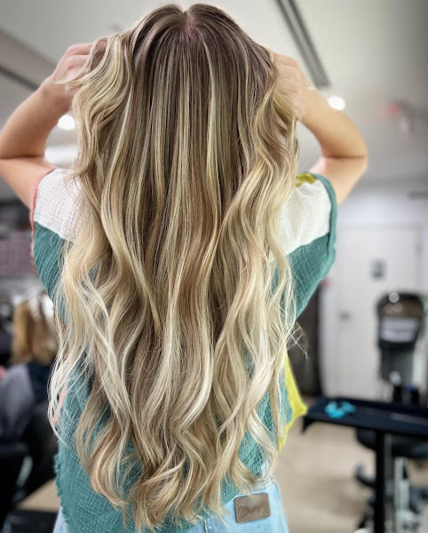 Momo Hair Salon