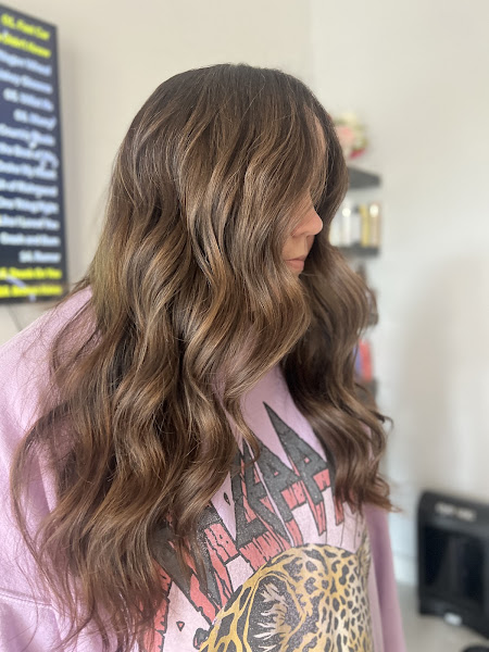 Hello Gorgeous hair lounge