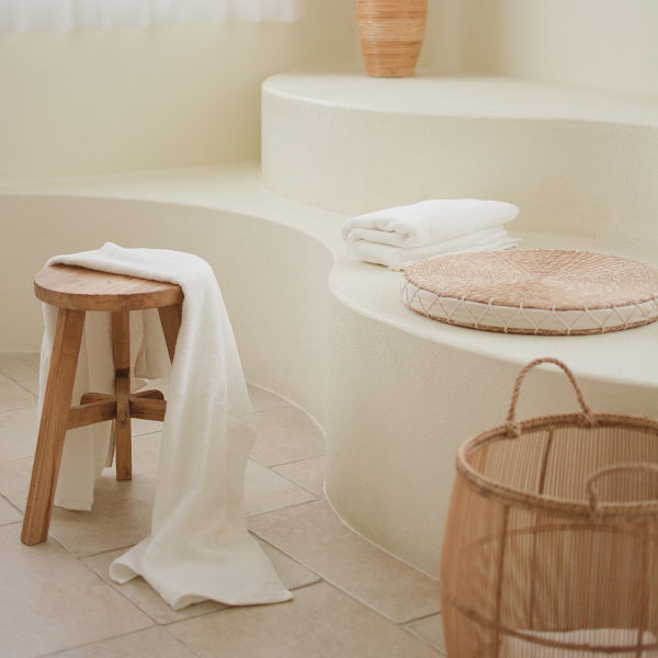 SERENITY STUDIO SCALP & SKIN WELLNESS LOUNGE 3