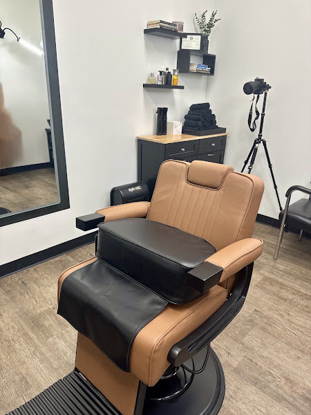 Executive Salon Suites 3