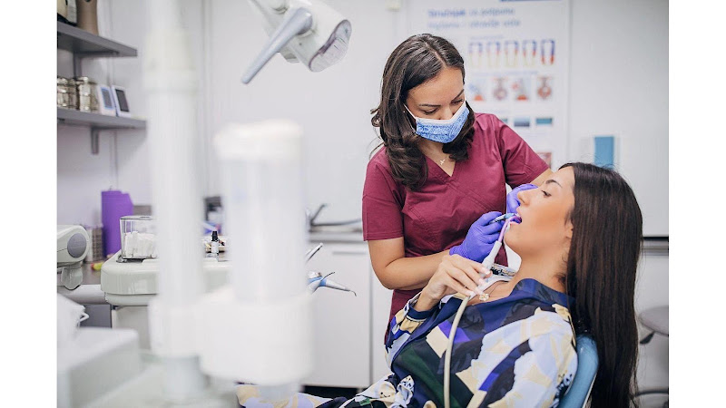 White Lotus Dental
