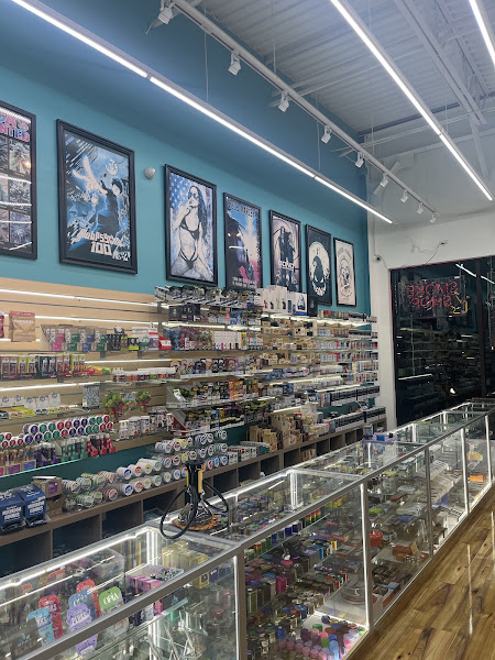 World of Smoke & Vape 3