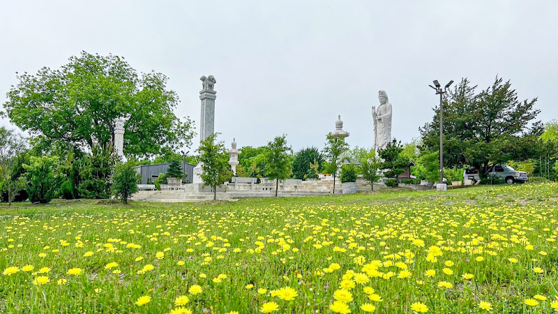 Thượng Hạnh Buddhist Monastery