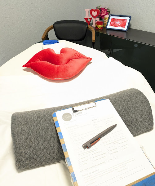 Wax & facial center 3