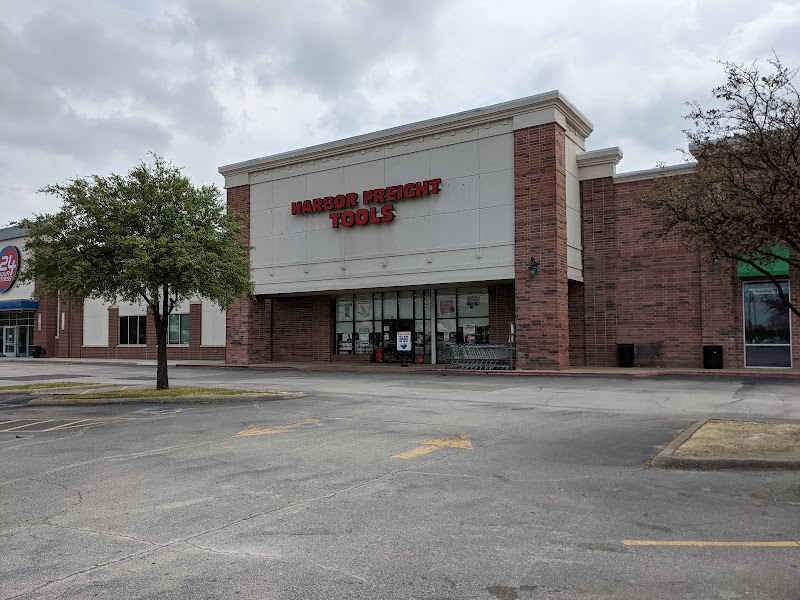 Frankford Village Shopping Center 4