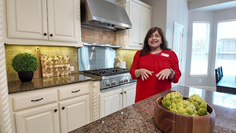 Swati Shah – Swati Realty Team | Keller Williams Frisco 2