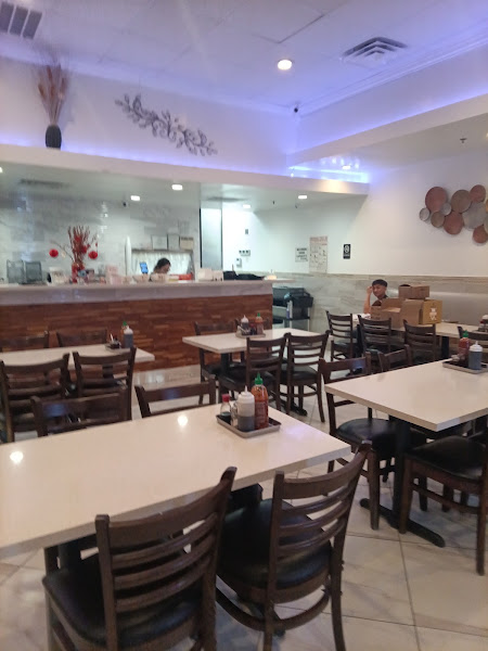 Pho L'amour | Noodles & Grill 3