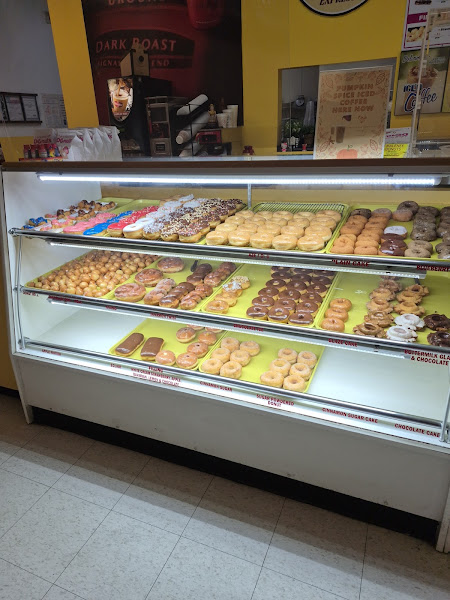 Malenee Donuts and Taco Express 3