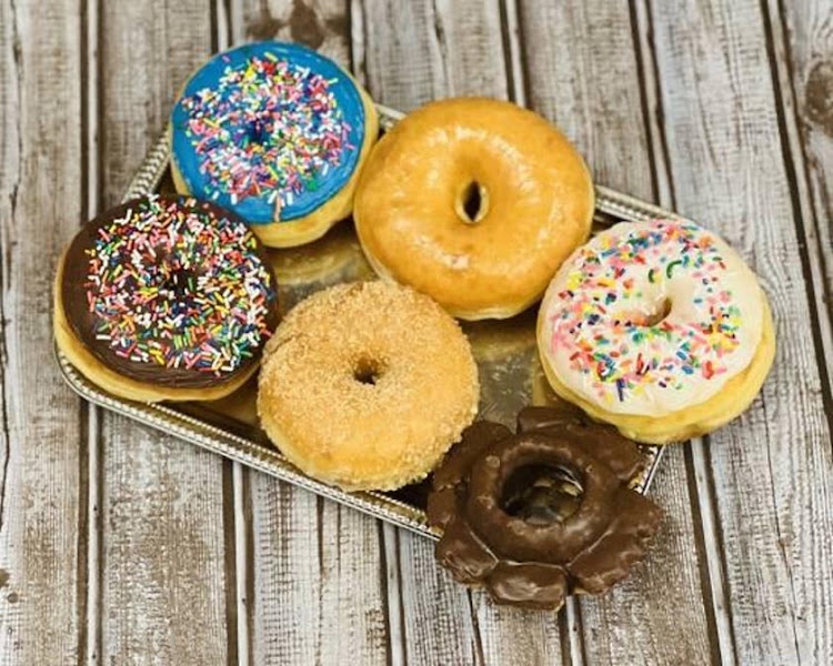 Malenee Donuts and Taco Express 4