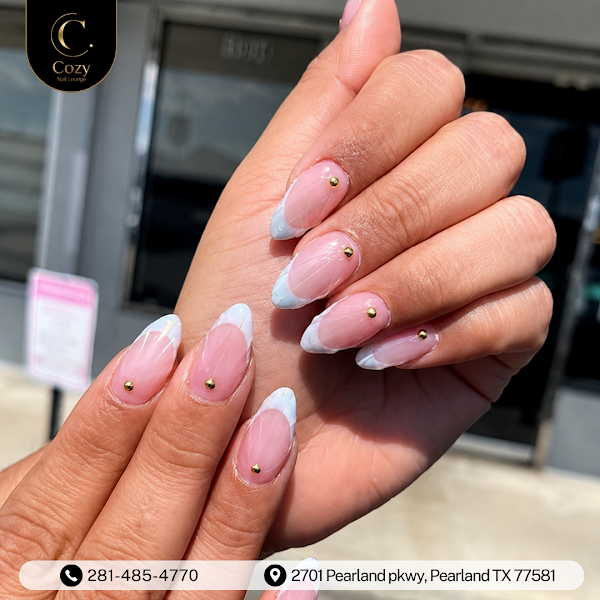 Cozy Nail Lounge 4