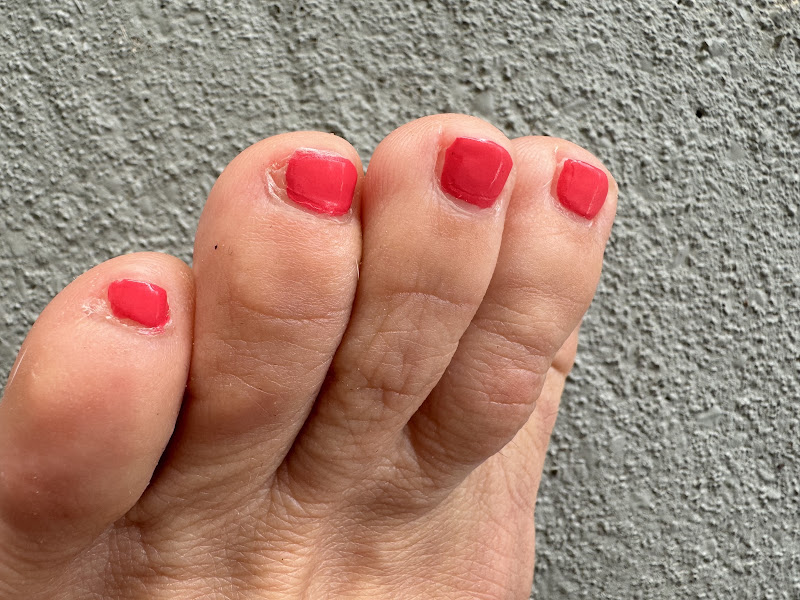 Oasis Nails 3
