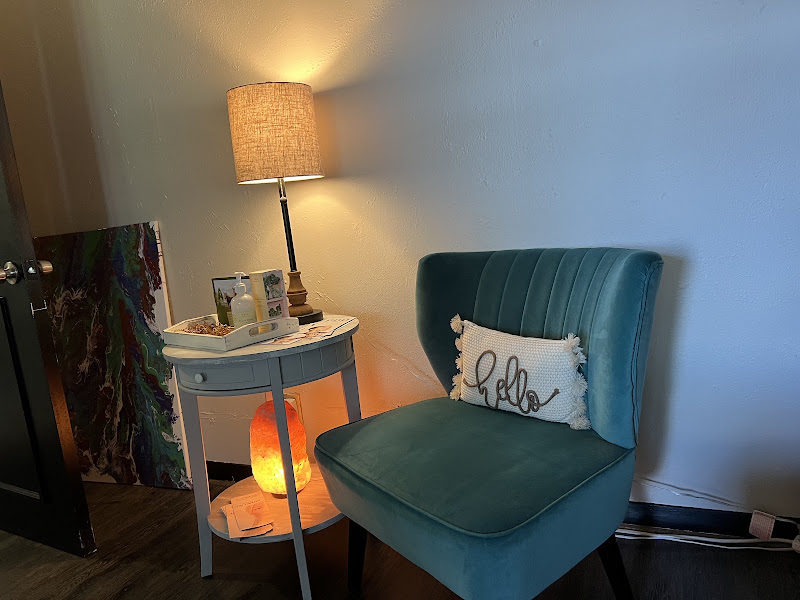 Hired Hands Spa & Salon 2
