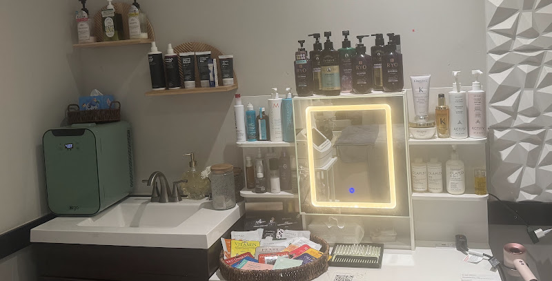 Ah Yoon Facial & Head Spa (inside Nail Bar of Texas) 4