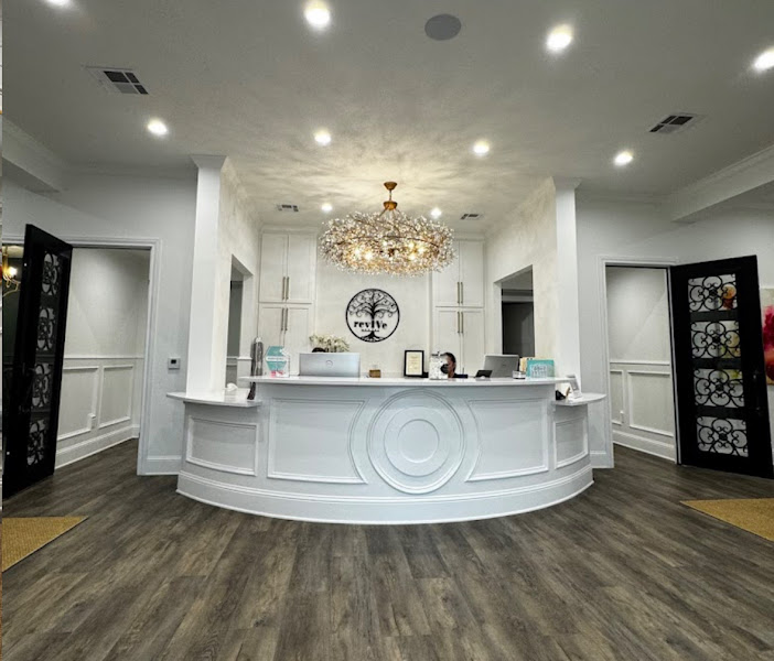 RevIVe Medspa & Wellness 3