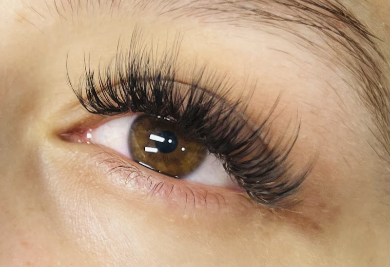 365 Lash Spa - BayBrook 4