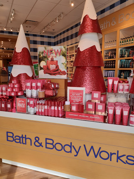 Bath & Body Works 4