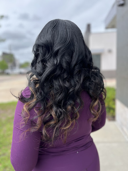 Khroma Hair Studio 3