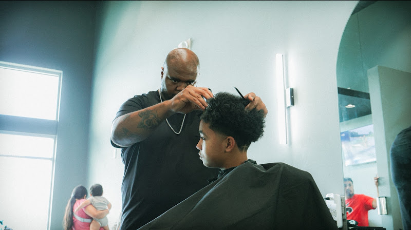 DIVIZION Barber Co. 3