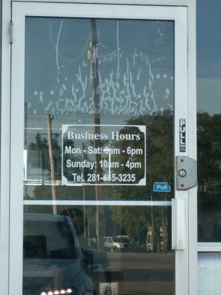Kenny's Salon 4