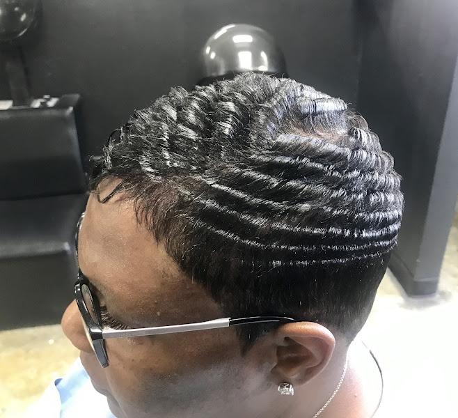 Q Harris Salon 3