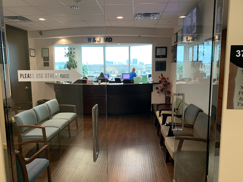 Doctor Near me-Nan Jiang ,MD Family doctor Pearland 3