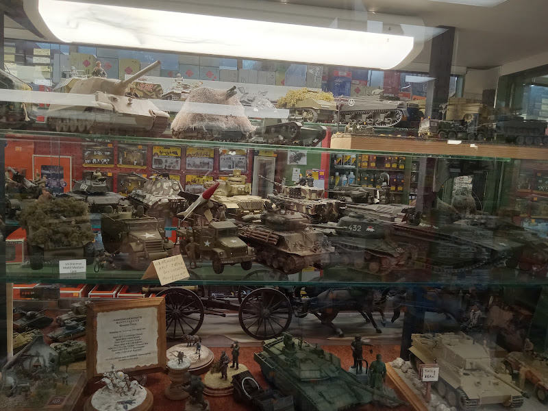 G & G Model Shop 2