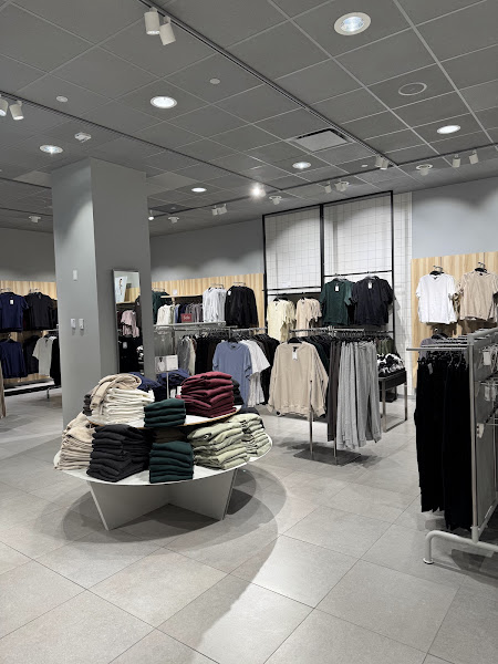 H&M 3