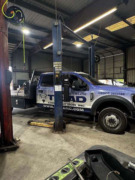 Lewis Auto Service 4