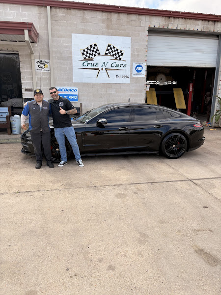 Cruz N Carz 3