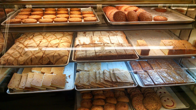 Medrano's Bakery & Salvadoran Food 4