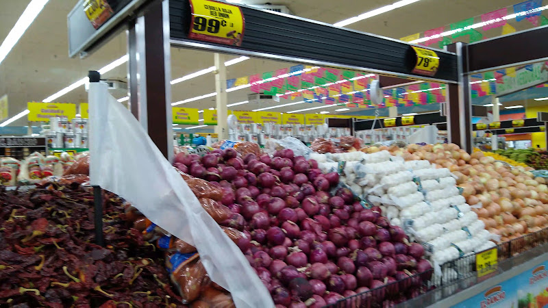 El Rancho Supermercado 2