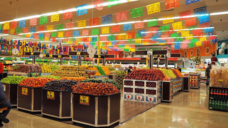 El Rancho Supermercado 3