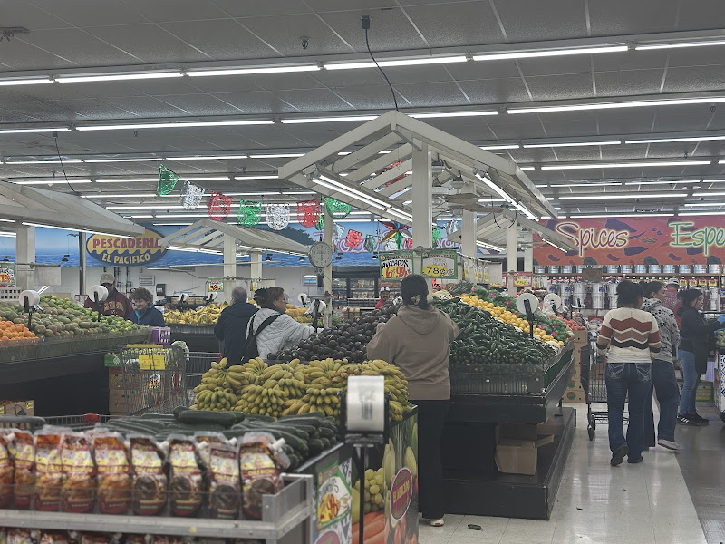 Savers Cost Plus Supermarket 4