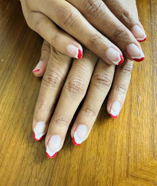 HER Nail Bar 4